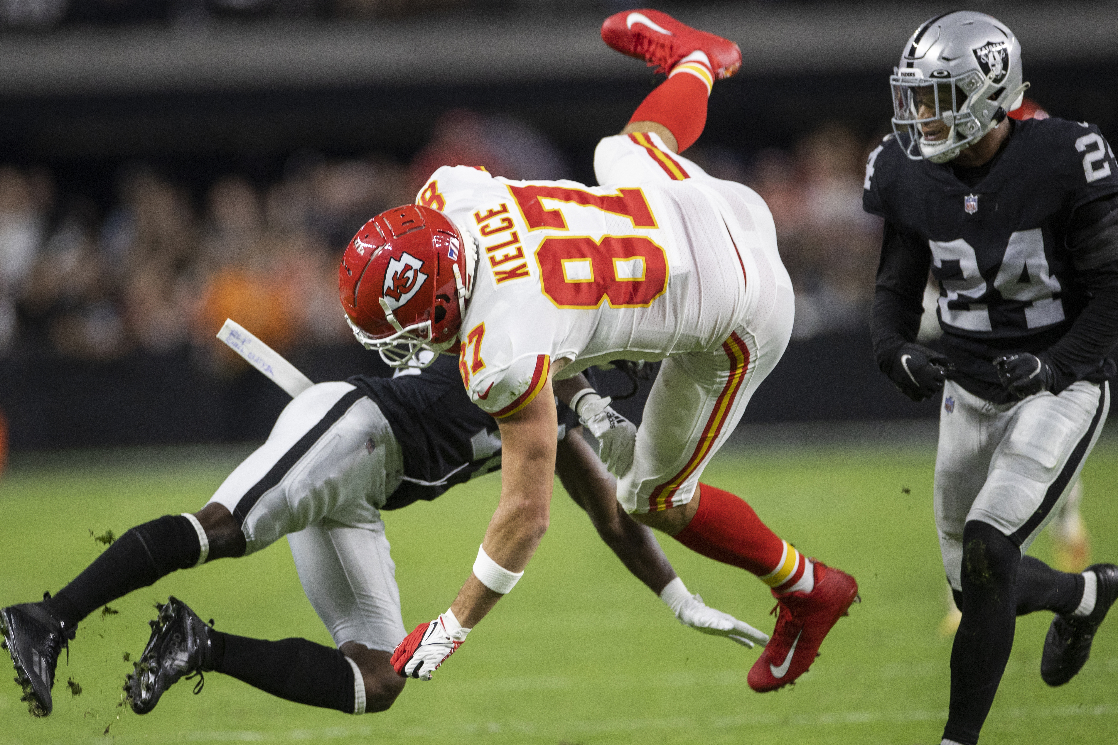 Grading Raiders’ loss against to Chiefs