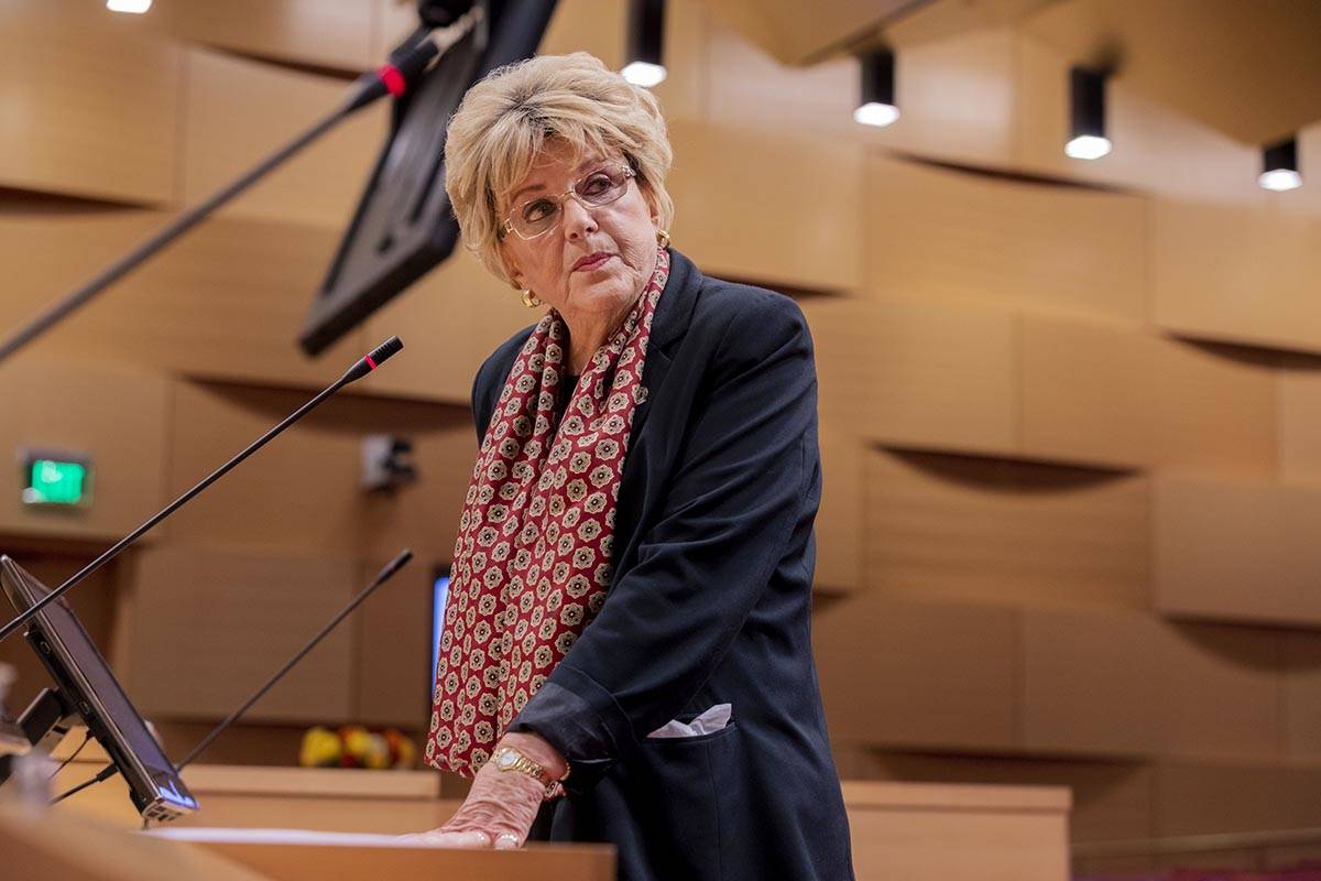 Las Vegas Mayor Carolyn Goodman listens as City Attorney for Las Vegas Brad Jerbic delivers a p ...