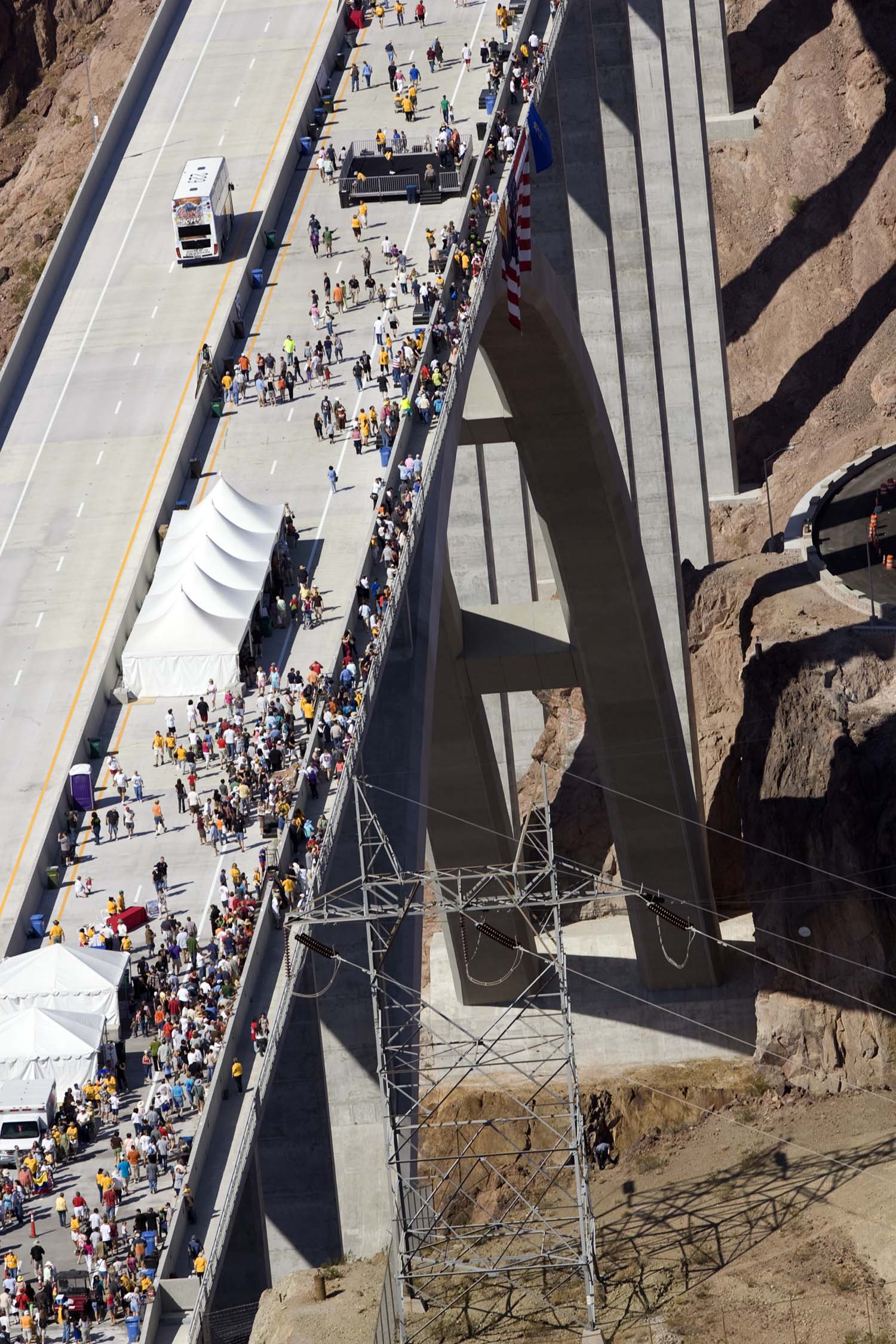Thousands walk new Hoover Dam Bypass bridge Las Vegas ReviewJournal