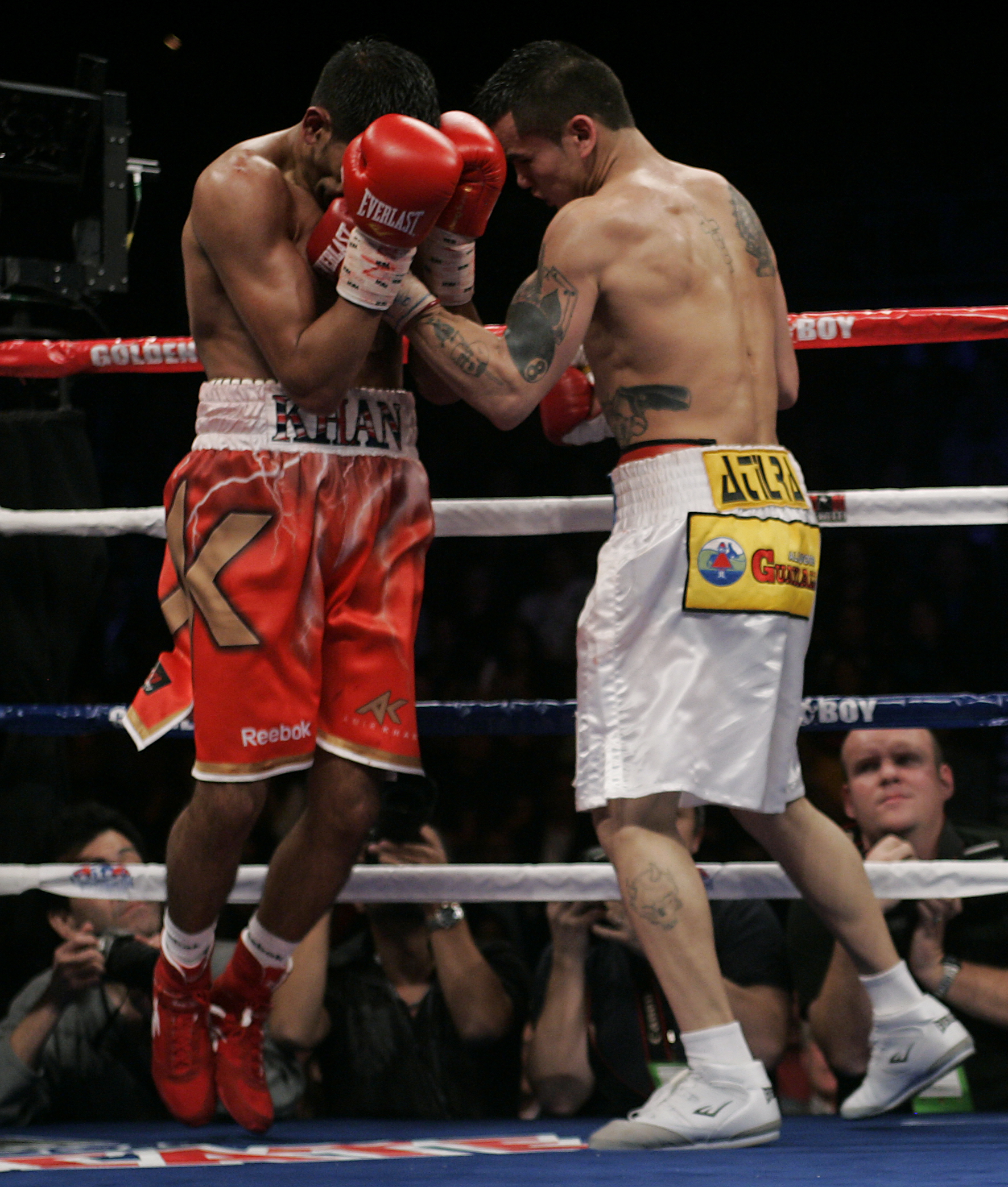 Look For Khan To Fold As Soon As Maidana Connects With His First