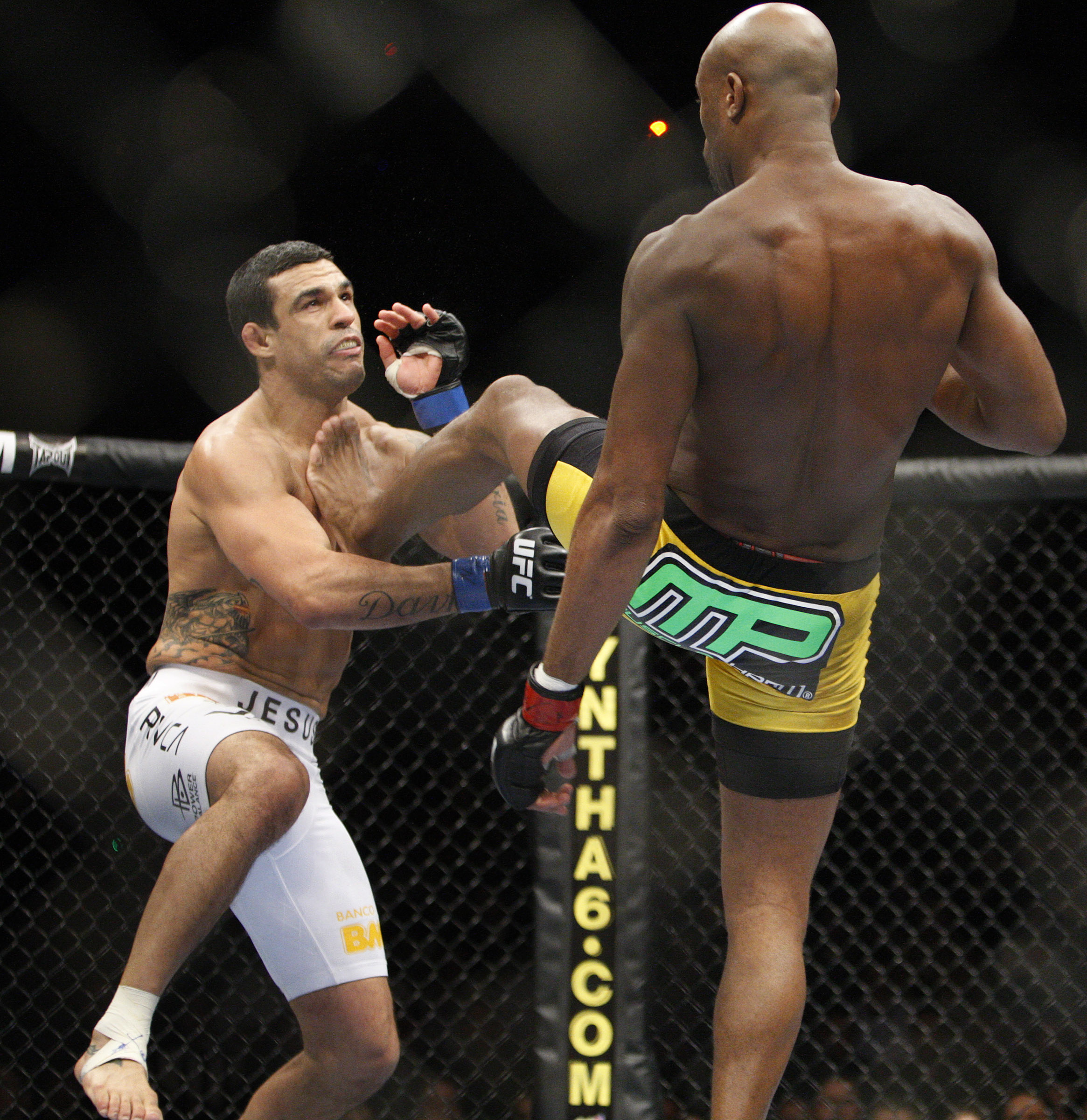 UFC 126: Anderson Silva and The Top 10 Head-Kick Knockouts Of All Time  (Video), News, Scores, Highlights, Stats, and Rumors