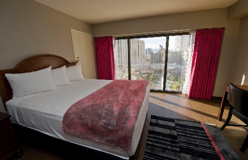 Flamingo Begins Remodeling Most Of Its 3 500 Rooms Las