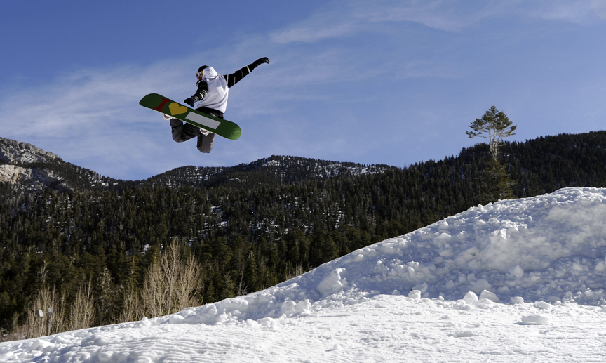 Las Vegas Ski and Snowboard Resort opens on Mount Charleston Las