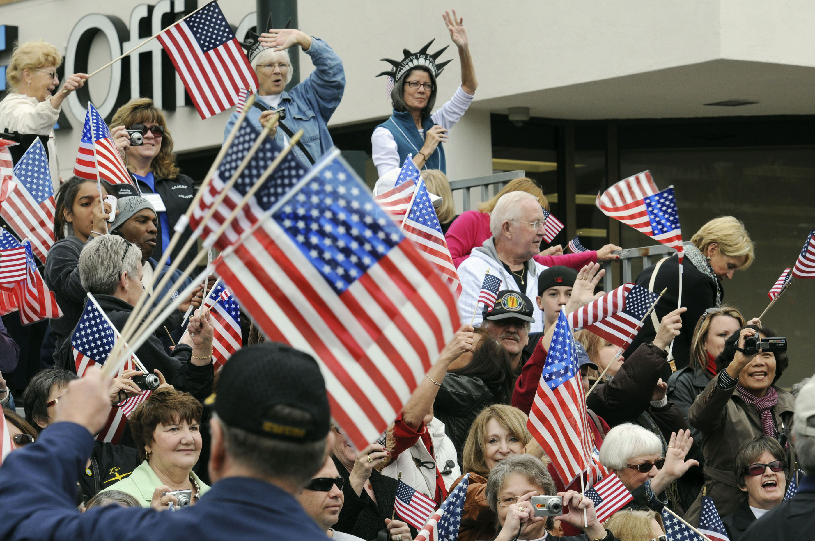 Teaching veterans day to kindergarten