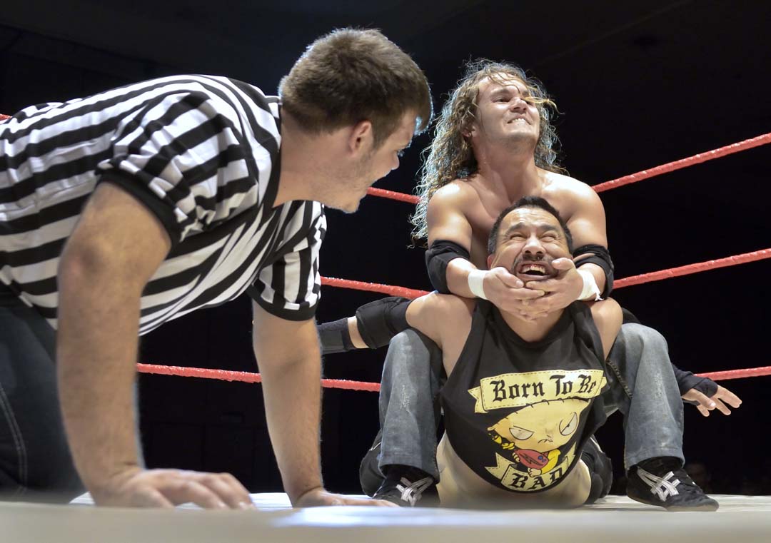 Extreme Midget Wrestling Federation takes over Riviera News