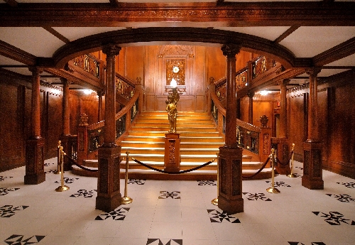 Tours explore haunting of Titanic exhibit at Luxor | Las Vegas  Review-Journal