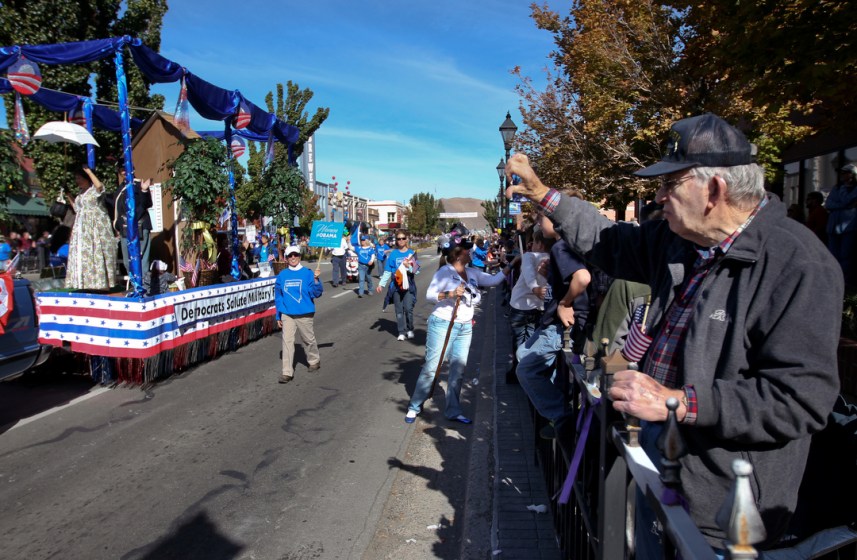 Tens of thousands attend Nevada Day Parade in Carson City Las Vegas