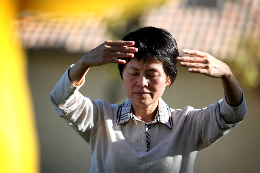 Falun Dafa embrace peace, good health in Las Vegas Las Vegas Review