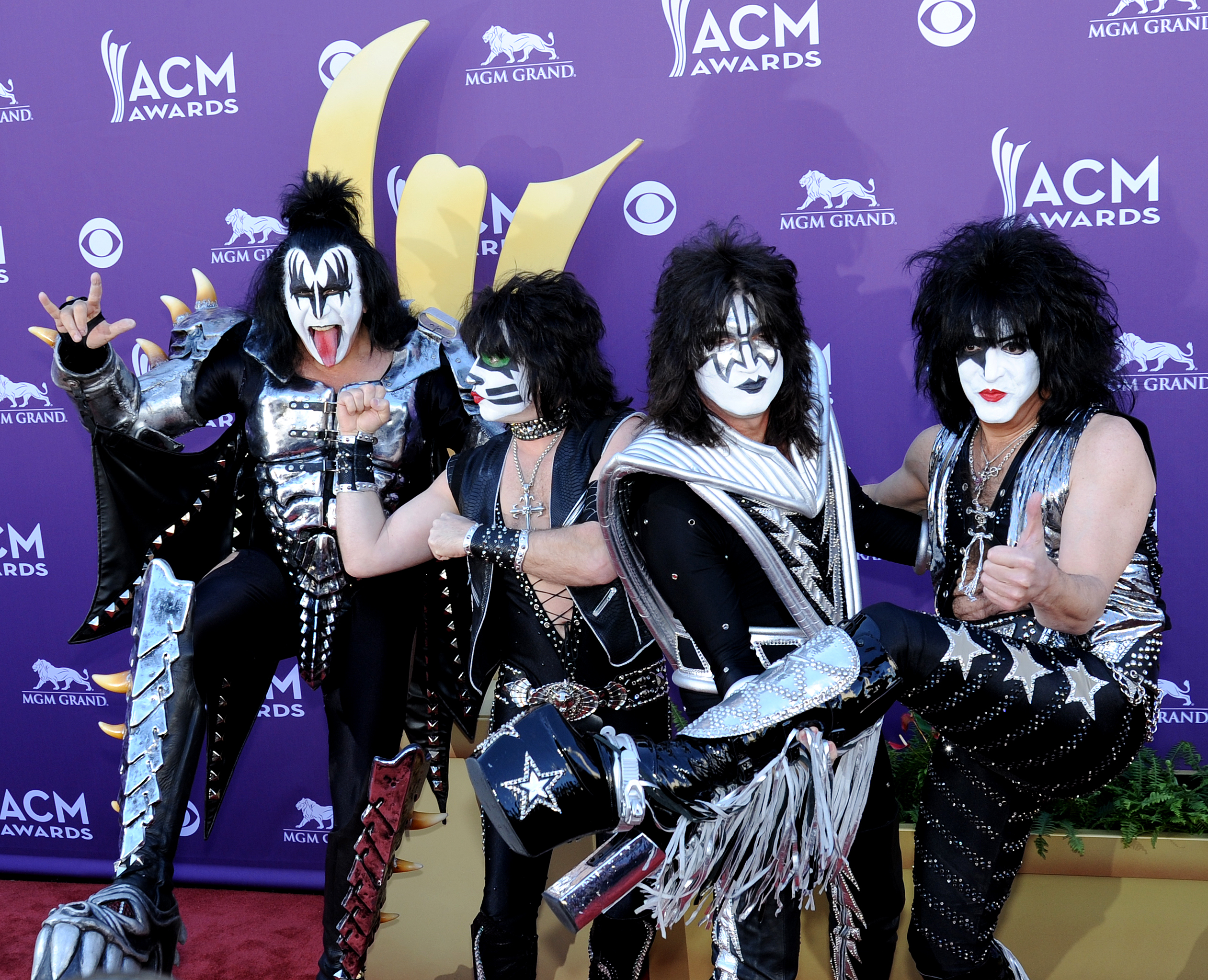 детройт город рока кисс. пол стэнли 1974. Kiss las. Kiss las. шоу kiss.