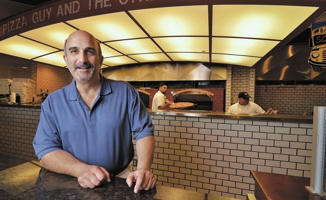 Pizza chefs Sam Facchini