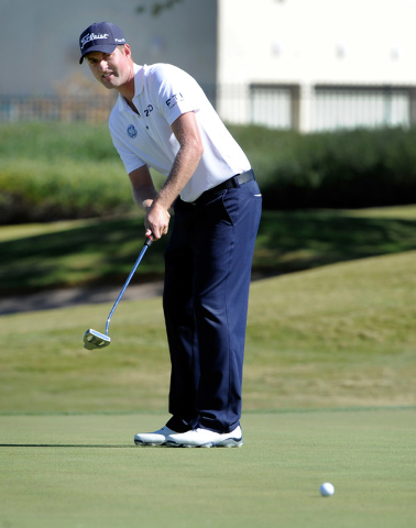 Webb Simpson putts during the third round of the Shriner Hospital for Children Open at the TPC Summerlin on Saturday, Oct. 19, 2013. (David Becker/Las Vegas Review-Journal)