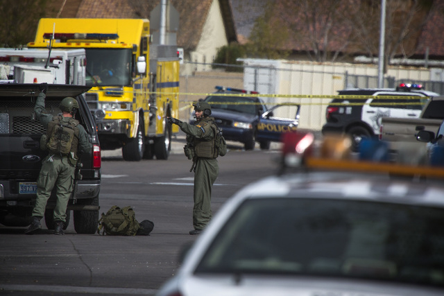Barricade situation at southwest Las Vegas home puts school on lockdown ...