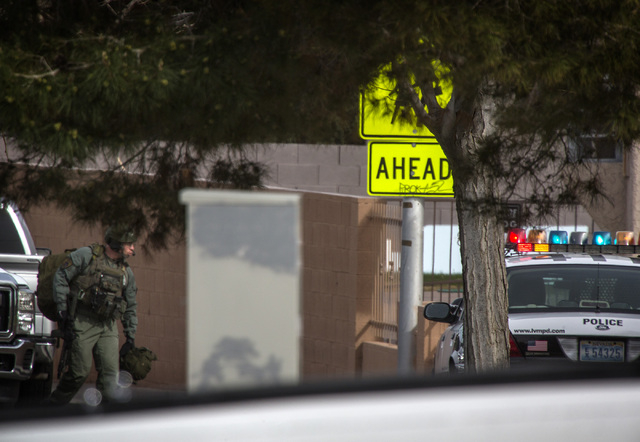 Barricade situation at southwest Las Vegas home puts school on lockdown ...