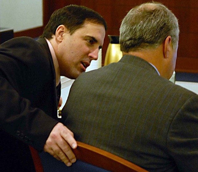 Darren Mack talks with his attorney Scott Freeman during Mack's murder trial on Oct. 31, 2007. Mack pleaded guilty to murdering his wife, Charla, and shooting Washoe Family Court Judge Chuck Welle ...