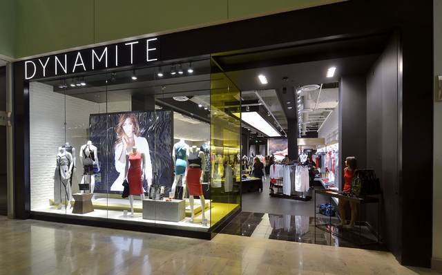 A woman entering the Apple Store, Fashion Show Mall, Las Vegas USA