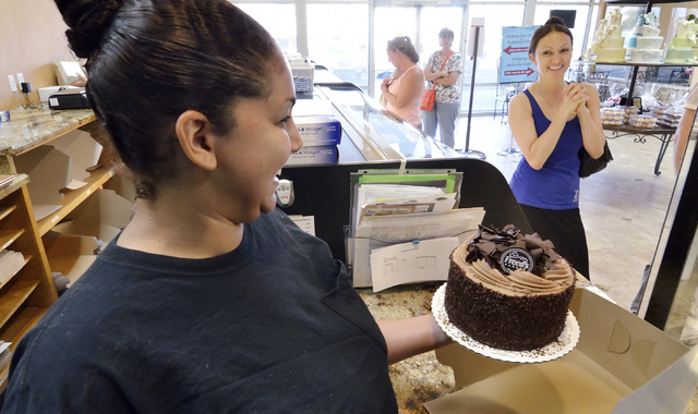 Bakery has spent decades making pastries customers love | Las ...