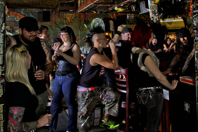 5 free shows | Las Vegas Review-Journal