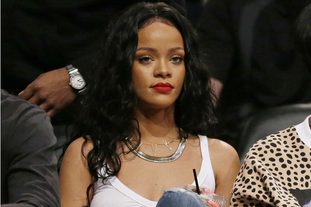Cbs Drops Rihanna From Nfl Telecasts After Tweet Las Vegas Review Journal