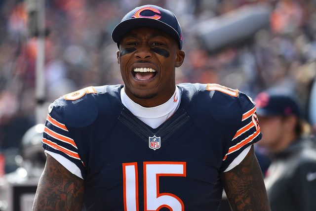 Bears WR challenges Lions fan to fight 