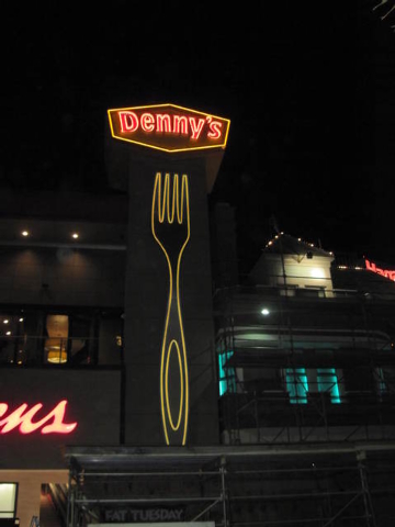 Vegas Denny's a grand slam with diners, Food