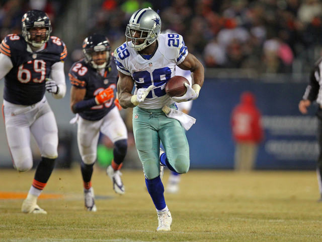 NFC East: Dallas Cowboys -- Cowboys running back DeMarco Murray (29) runs with the ball during the second half against the Chicago Bears at Soldier Field on Dec. 4, 2014. Dallas won 41-28. (Dennis ...