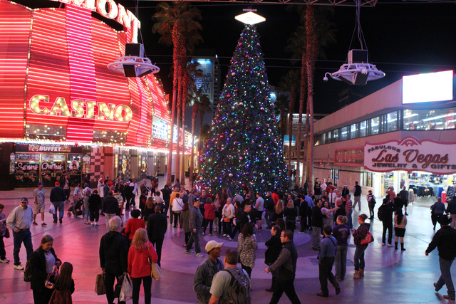 Las Vegas' official Christmas tree lit for the season — PHOTOS