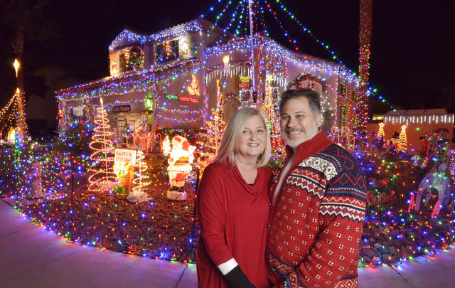 Next Year, Check Out These AWESOME Las Vegas Christmas Decorations (Las  Vegas? REALLY?) - The Modest Mansion