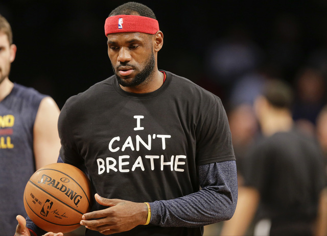 LeBron James, Kyrie Irving Wear 'I Can't Breathe' Shirts - WSJ