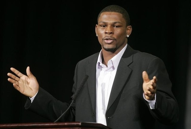 Jermain Taylor, of Arkansas, speaks during a news conference at the MGM Grand hotel in Las Vegas, Nevada February 13, 2008. (REUTERS/Las Vegas Sun/Steve Marcus)