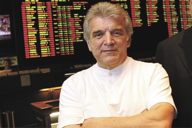 Longtime Las Vegas oddsmaker Jimmy Vaccaro is leaving William Hill sports books for South Point.