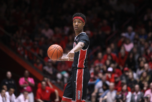 UNLV guard Patrick McCaw gets his teammates into position during the second half of their Mountain West Conference game against New Mexico Saturday, Feb. 21, 2015, at The Pit in Albuquerque. UNLV ...