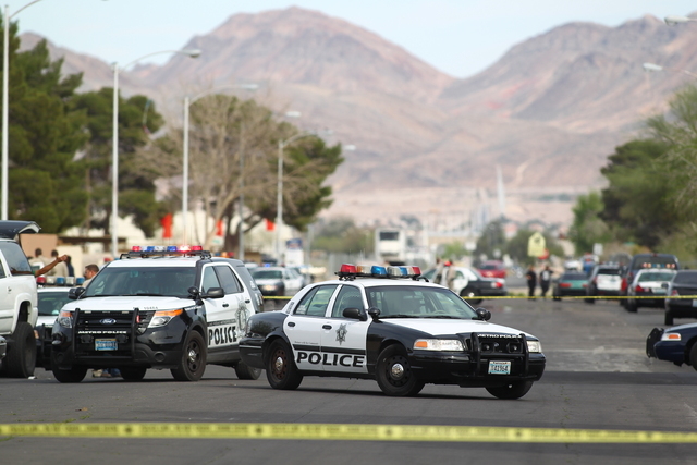 Las Vegas police say a man who shot at a car is barricaded in a northeast valley home. (Chase Stevens/Las Vegas Review-Journal)