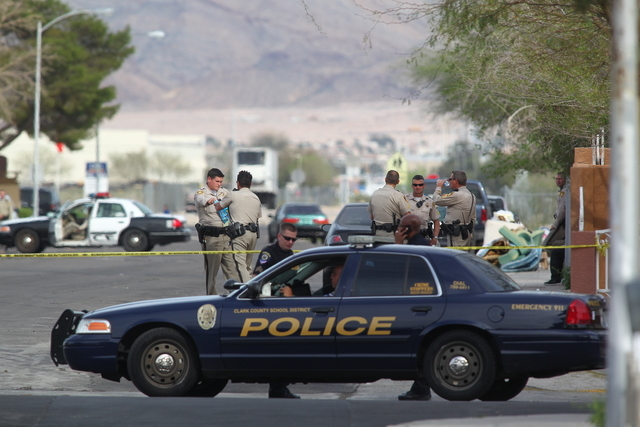 Las Vegas police say a man who shot at a car is barricaded in a northeast valley home. (Chase Stevens/Las Vegas Review-Journal)