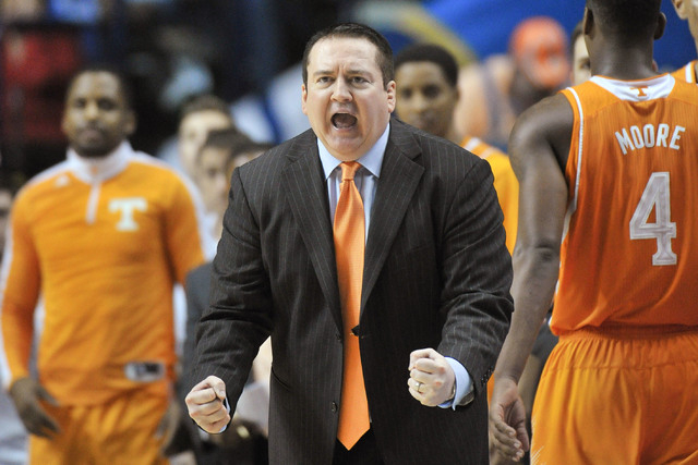 Tennessee men's basketball coach fired after 1 season | Las Vegas  Review-Journal