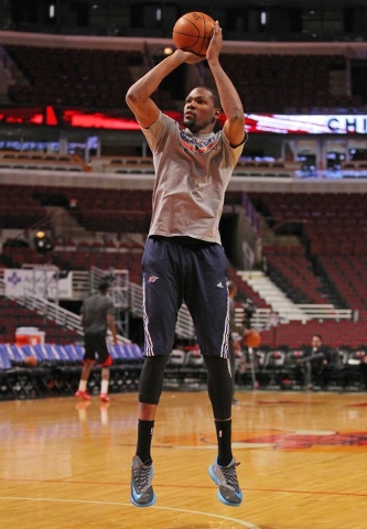 Mar 5, 2015; Chicago, IL, USA; Oklahoma City Thunder forward Kevin Durant (35) warms up prior to a game against the Chicago Bulls at the United Center. (Dennis Wierzbicki-USA TODAY Sports)