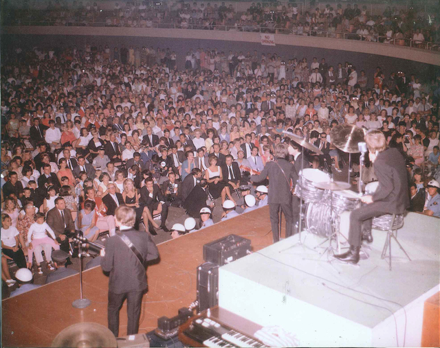 Sig Rogich can be found somewhere in this mass of celebrities and other Beatles fans who saw the foursome play the Las Vegas Convention Center 50 years ago. (Photo courtesy Sig Rogich)