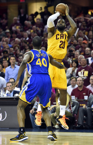 LeBron, Cavs hold on to win Game 3 over Golden State