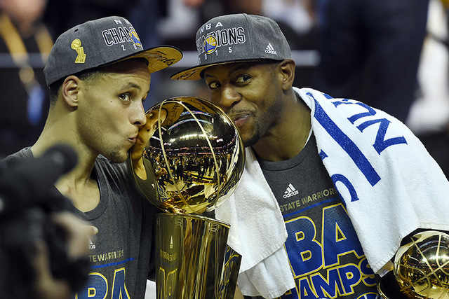 Warriors kids steal the show at trophy presentation