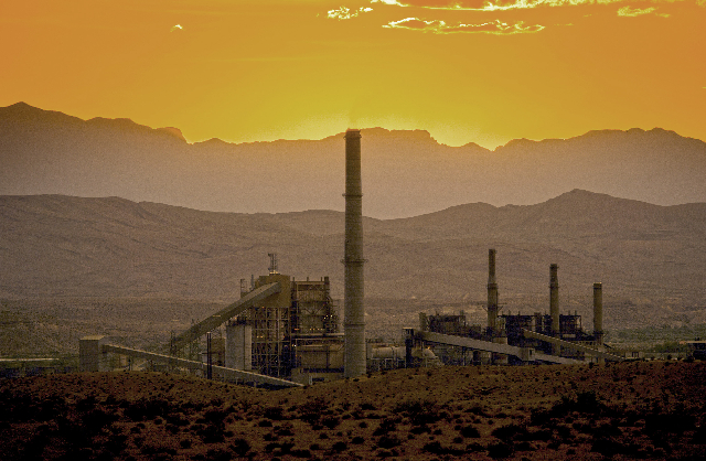 The Reid Gardner power plant at Moapa is seen Monday, June 29, 2015. Follow Jeff Scheid on Twitter @jlscheid (Jeff Scheid/Las Vegas Review-Journal)