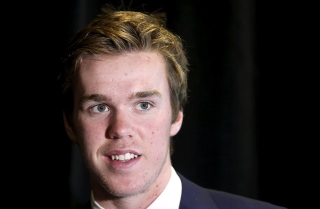 Erie Otters' Connor McDavid poses during a photo-op before the Canadian Hockey League awards ceremony at the Chateau Frontenac in Quebec City, May 30, 2015. REUTERS/Mathieu Belanger