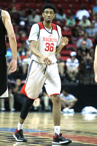 Houston's Chris Wood (36) plays offense in his NBA Summer League game against Phoenix at Cox Pavilion at UNLV in Las Vegas Sunday, July 12, 2015. (Erik Verduzco/Las Vegas Review-Journal) Follow Er ...