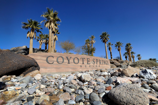 The Coyote Springs development entrance is seen near the intersection of U.S. 93 and State Route 168 on Thursday, Feb. 7, 2013. (David Becker/Las Vegas Review-Journal)