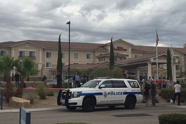 Henderson Police Shoot Kill Gunman At Hotel Las Vegas Review