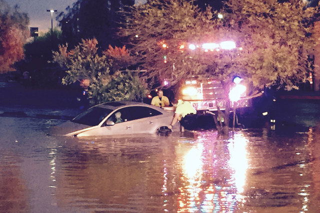 Check out yesterday’s crazy storm in Las Vegas — PHOTOS Las Vegas
