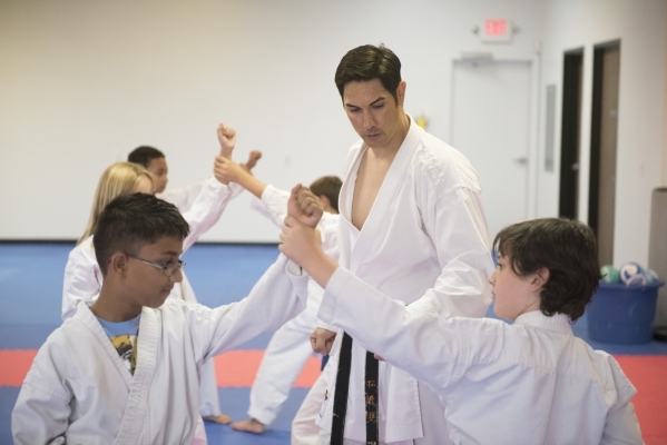 Hiroshi Allen teaches a class in his new dojo location at 8433 West Lake Mead Blvd. in Las Vegas Wednesday, Sept. 9, 2015. (Jason Ogulnik/Las Vegas Review-Journal)