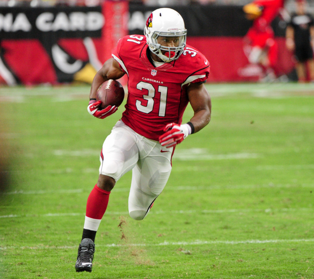 Sep 13, 2015; Glendale, AZ, USA; Arizona Cardinals running back David Johnson (31) carries the ball on a 55 yard touchdown run in the second half against the New Orleans Saints at University of Ph ...