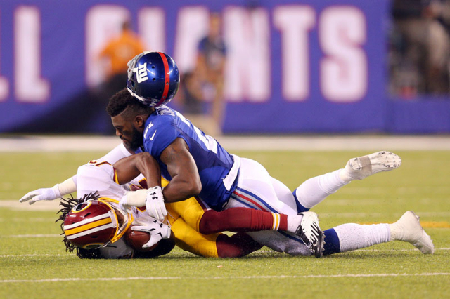 Giants roll over Redskins, 32-21