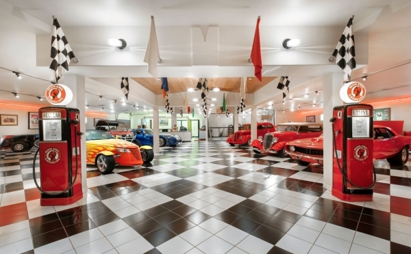 The 10-acre Primm Ranch will have only its second owner since it was built by in 1991 by casino developer Gary Primm. The car showroom has a car wash and gas station. (Courtesy)