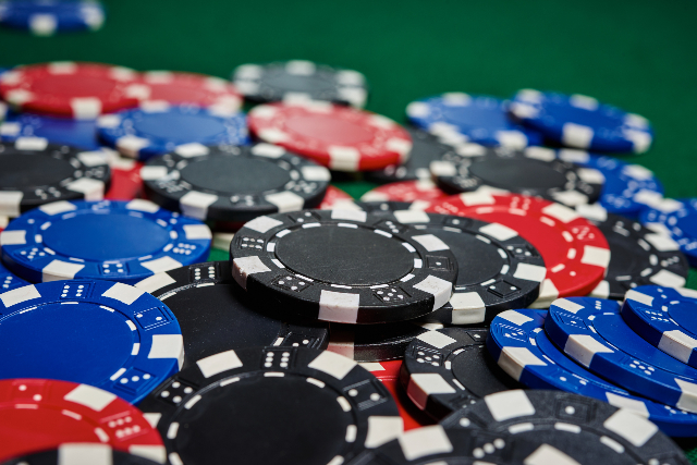 Best Way To Distribute Poker Chips Best Way To Distribute Poker Chips