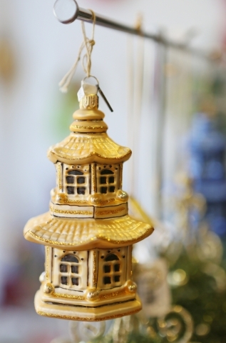An ornament is shown for sale inside Dinosaur & Roses store at Tivoli Village Thursday, Oct. 29, 2015, in Las Vegas. Dinosaur & Roses´ newest location offers customers new and donated m ...